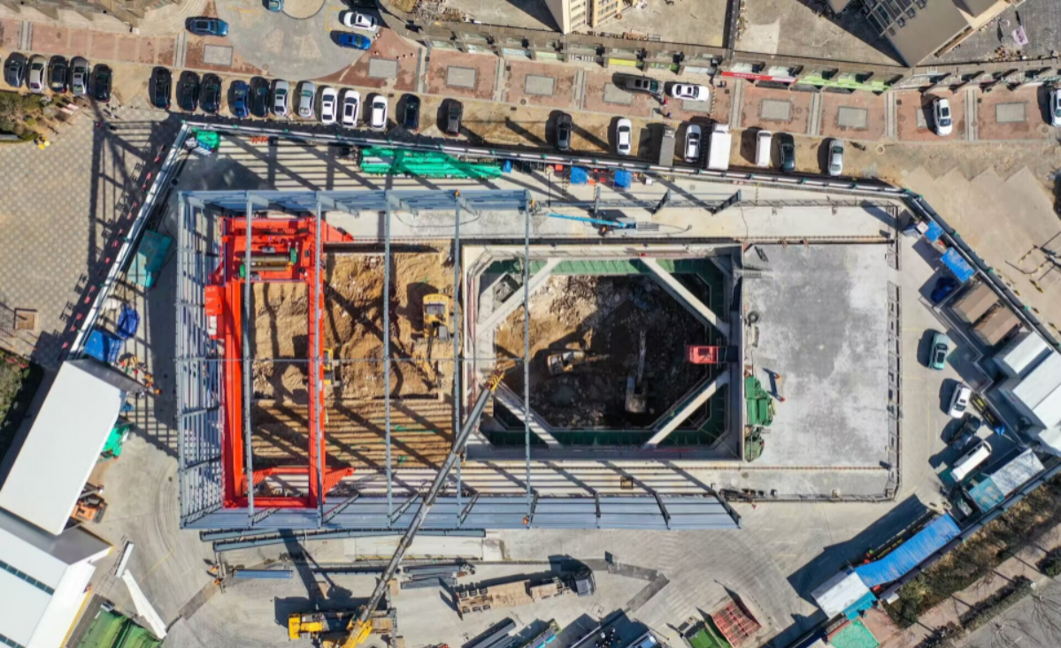 青岛地铁15号线全面开工,10条线万余名建设者施工忙(图1) 青岛地铁15号线全面开工,10条线万余名建设者施工忙(图1)