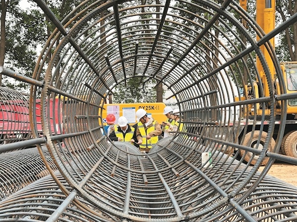 奋勇当铁军 实干开新局——记武汉市政集团武汉市轨道交通3号线二期工程二标段(图2) 奋勇当铁军 实干开新局——记武汉市政集团武汉市轨道交通3号线二期工程二标段(图2)
