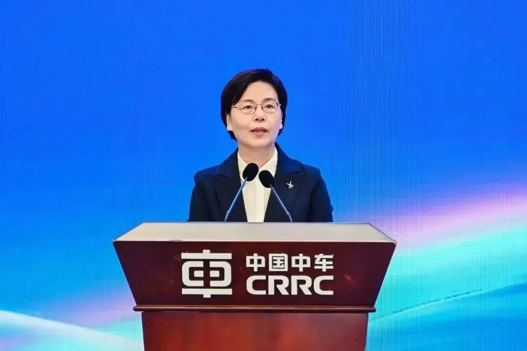 国家轨道交通装备行业产教融合共同体成立大会在中车常铁校举行(图3) 3-230HG13121241.jpg