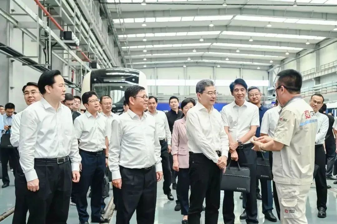 国家轨道交通装备行业产教融合共同体成立大会在中车常铁校举行(图13) 3-230HG13421146.jpg