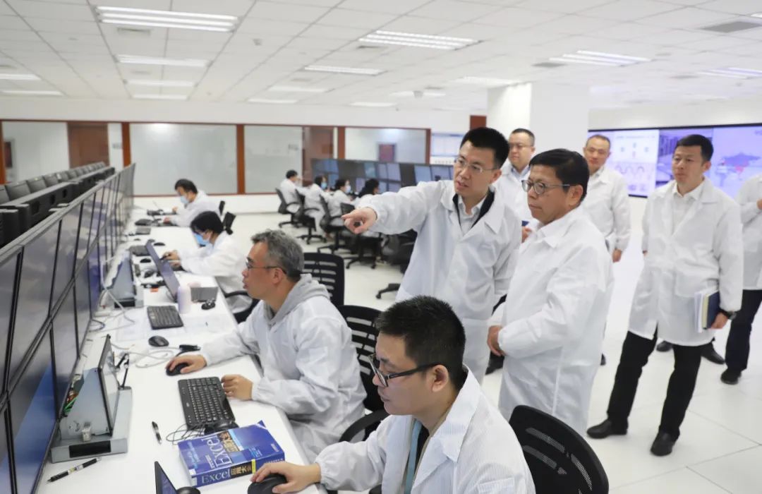 楼齐良调研中国通号在京二级企业(图3) 3-231011150553442.jpg