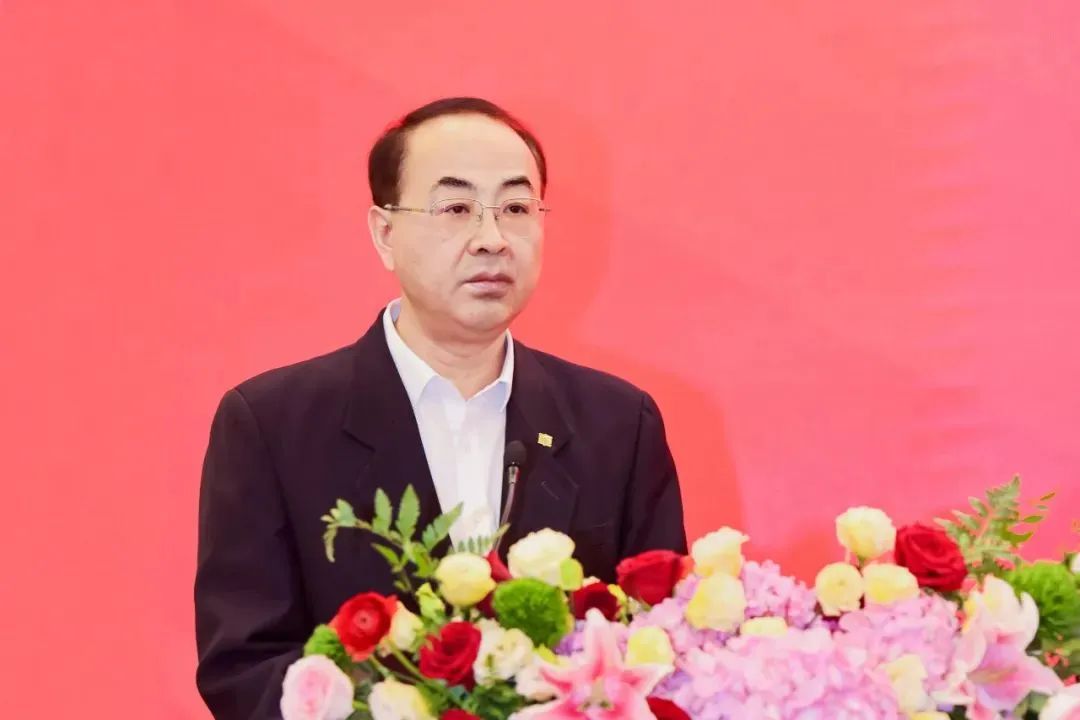 中国交协轨道装备技术专业委员会正式成立(图2) 3-2311200S102364.jpg