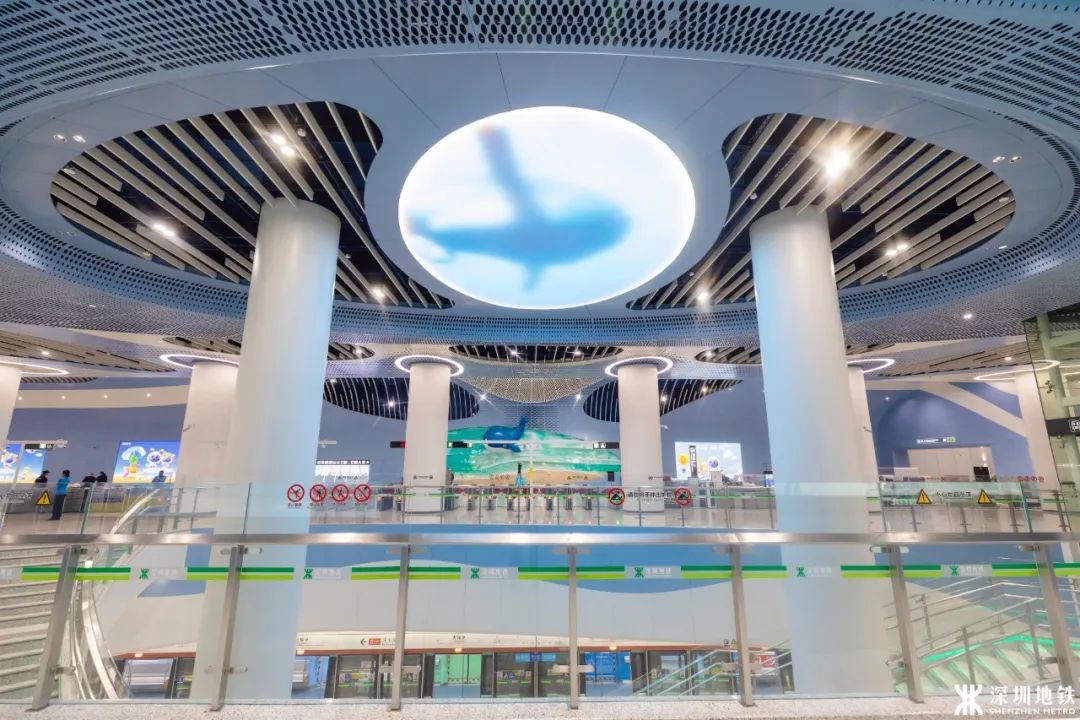 深圳地铁8号线二期开门迎客(图2) 3-23122G3511E15.jpg