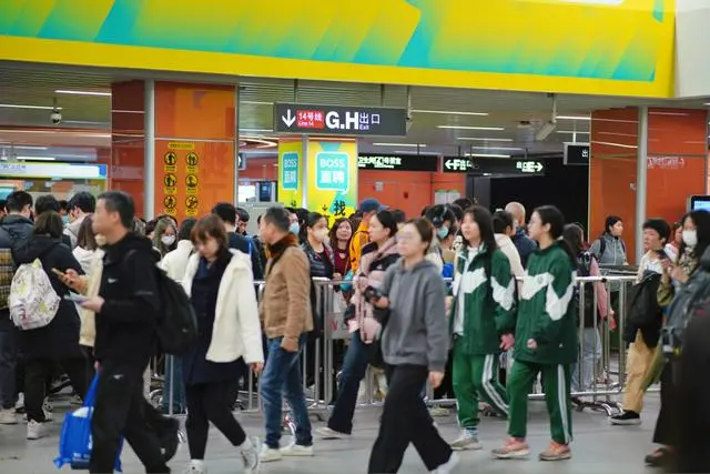 春运收官!广州地铁40天累计运客3亿人次,同比增长两成(图1) 3-24030FUKBM.png