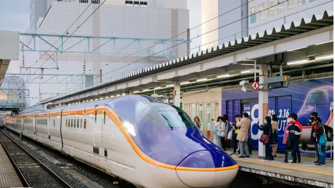 日本最新一代新干线列车E8系开跑(图3) 3-2405110U430A4.png