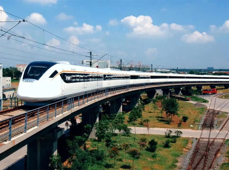 “中车智造”助力粤港澳大湾区轨道交通一体化建设(图2) 3-24052PU015M4.jpg