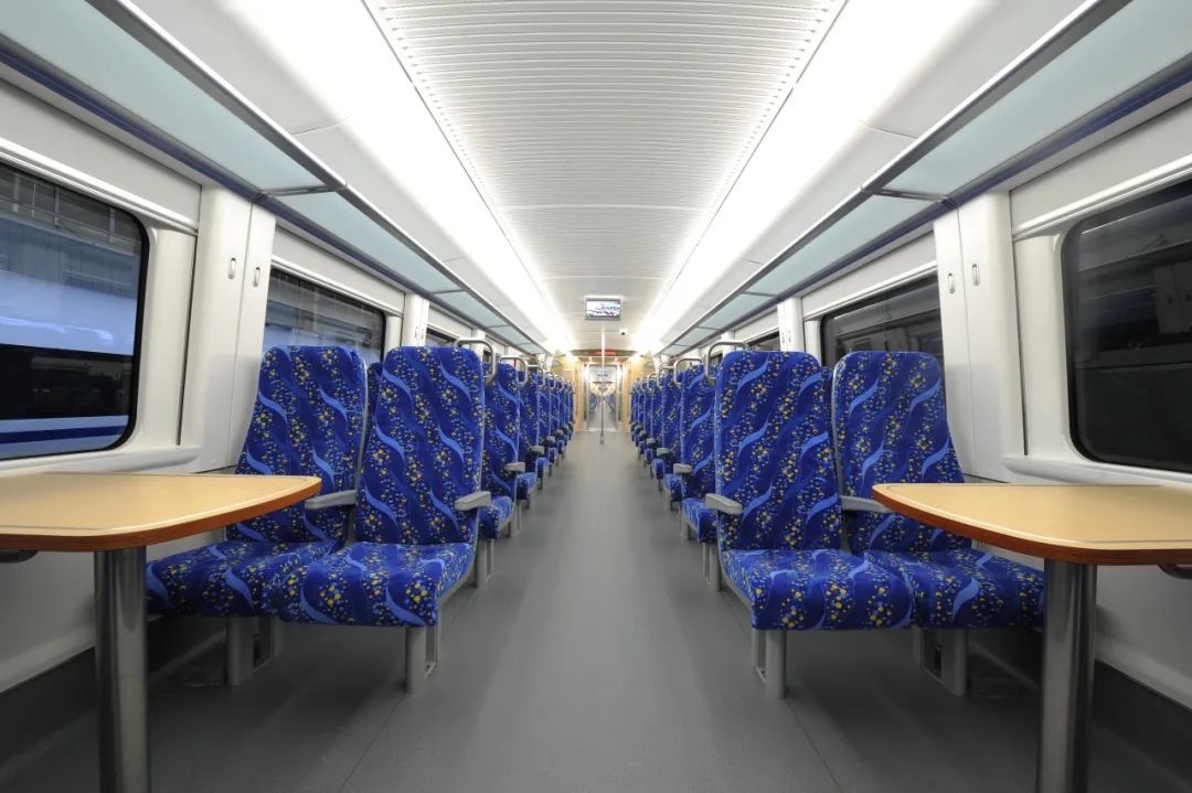“中车智造”助力粤港澳大湾区轨道交通一体化建设(图3) 3-24052PU03J17.jpg