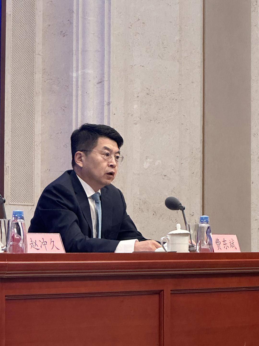 国家铁路局:积极拓展地铁和铁路“一次购票、一次支付”模式(图1) 1-240G0161441L4.jpg