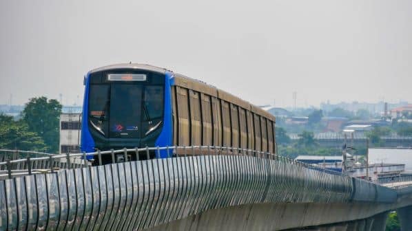 曼谷高速公路与地铁公司签署68亿泰铢合同 升级蓝线地铁服务(图1) 3-241106102440206.jpg
