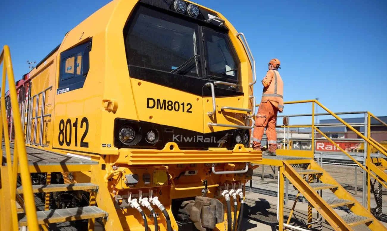 KiwiRail 新型高科技机车在基督城亮相(图3) KiwiRail 新型高科技机车在基督城亮相(图3)