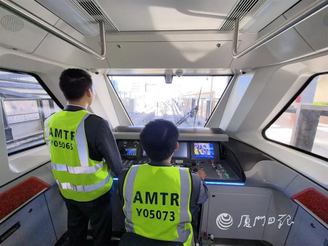 最新消息!厦门地铁4号线列车正式上线调试(图3) 3-24112614123A01.jpeg