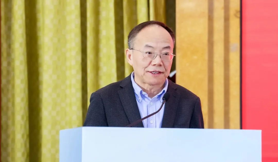 于百勇任南京地铁集团党委书记、董事长(图1) 3-2501131G523929.jpg