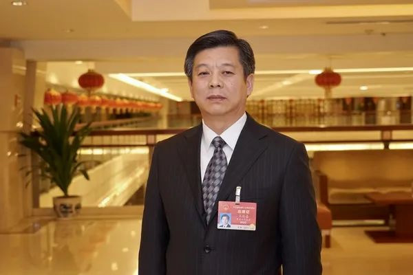 王进喜已履新国铁集团党组副书记(图1) 3-2503050UURC.jpg