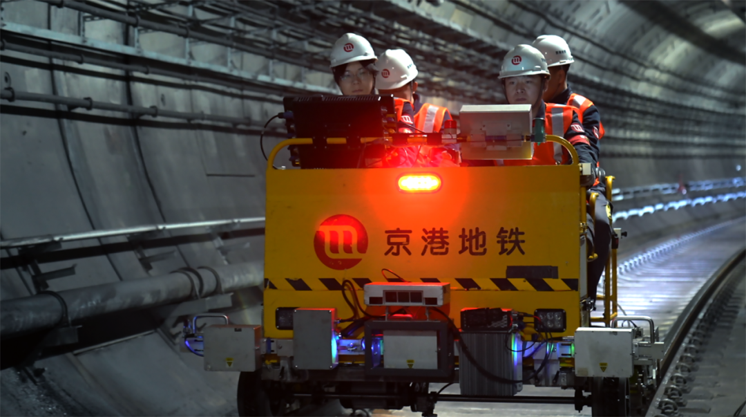 黑科技上线!京港地铁AI轨道医生让检测效率飙升150%(图1) 3-2503251K04Q53.png
