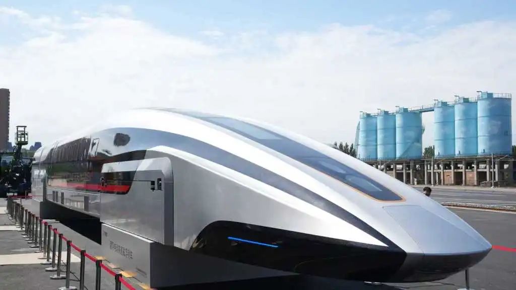 太惊艳!600公里/小时高速列车,首次亮相!(图3) 640 (54).jpg