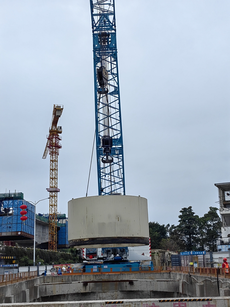 深圳地铁16号线共建管廊“进取二号”盾构机顺利始发(图3)