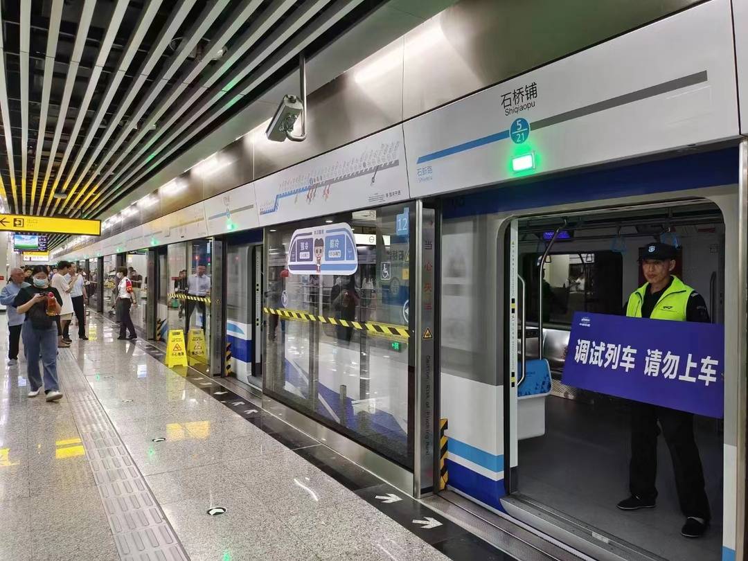 贯通列车进行“跑图”测试