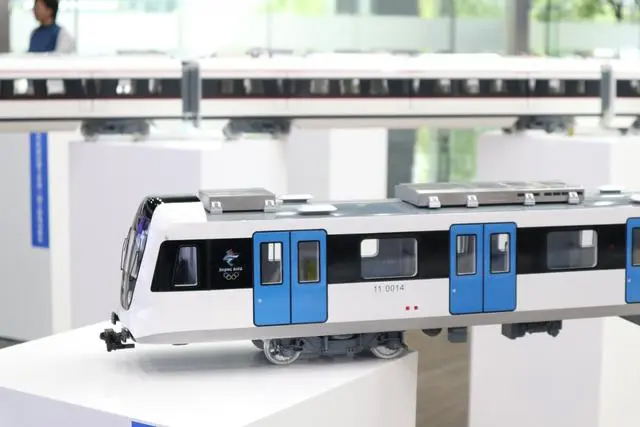 3-230GZ92634Z6.jpg